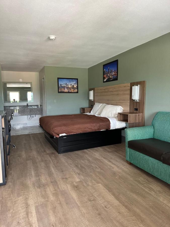 Deer Acres Inn Monroe Dış mekan fotoğraf