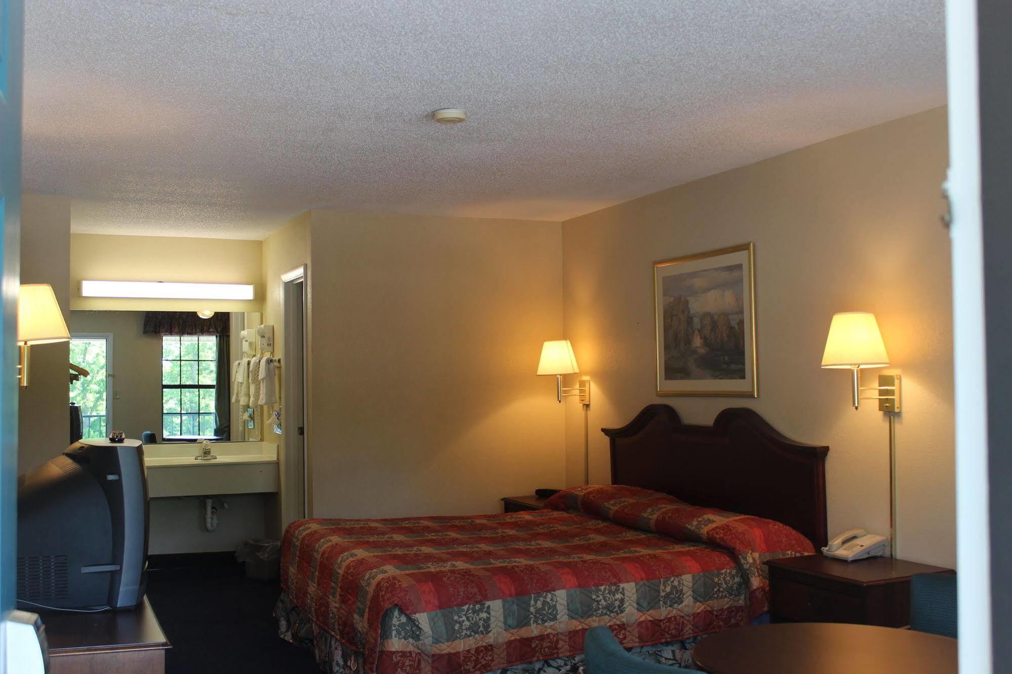 Deer Acres Inn Monroe Dış mekan fotoğraf